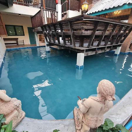 Апартаменты Tepbunthomhouse Ayutthaya Экстерьер фото