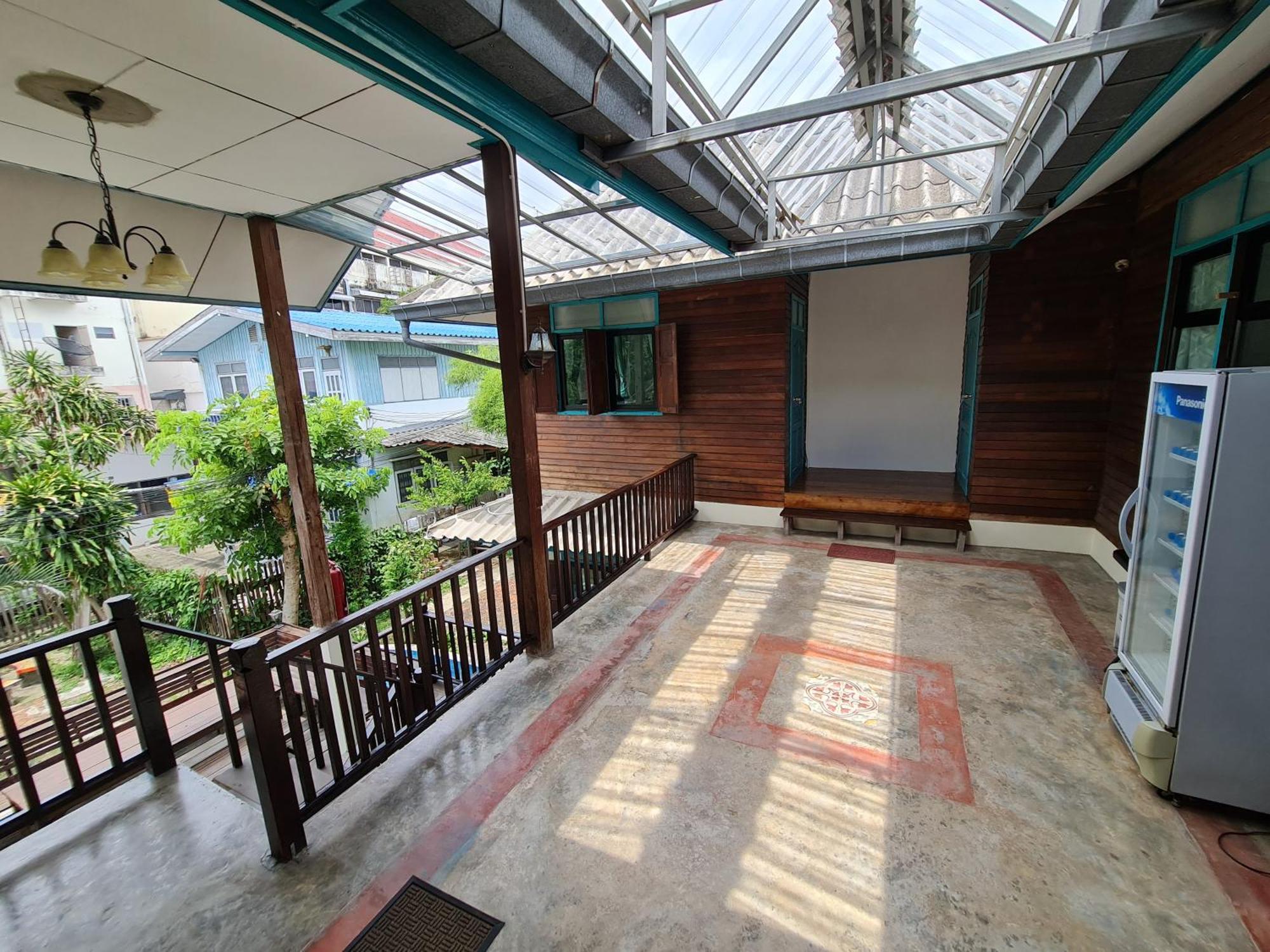 Апартаменты Tepbunthomhouse Ayutthaya Экстерьер фото