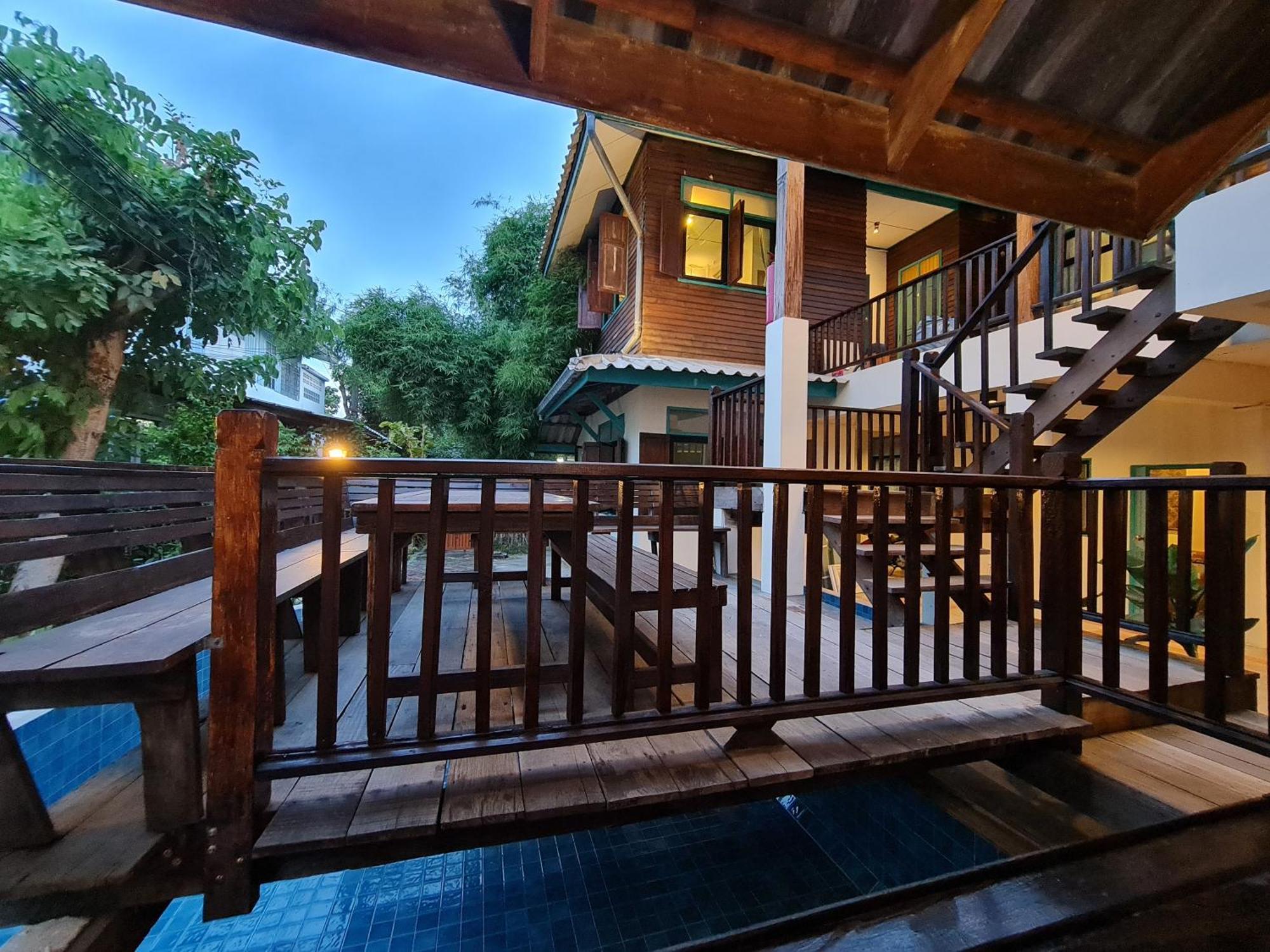 Апартаменты Tepbunthomhouse Ayutthaya Экстерьер фото