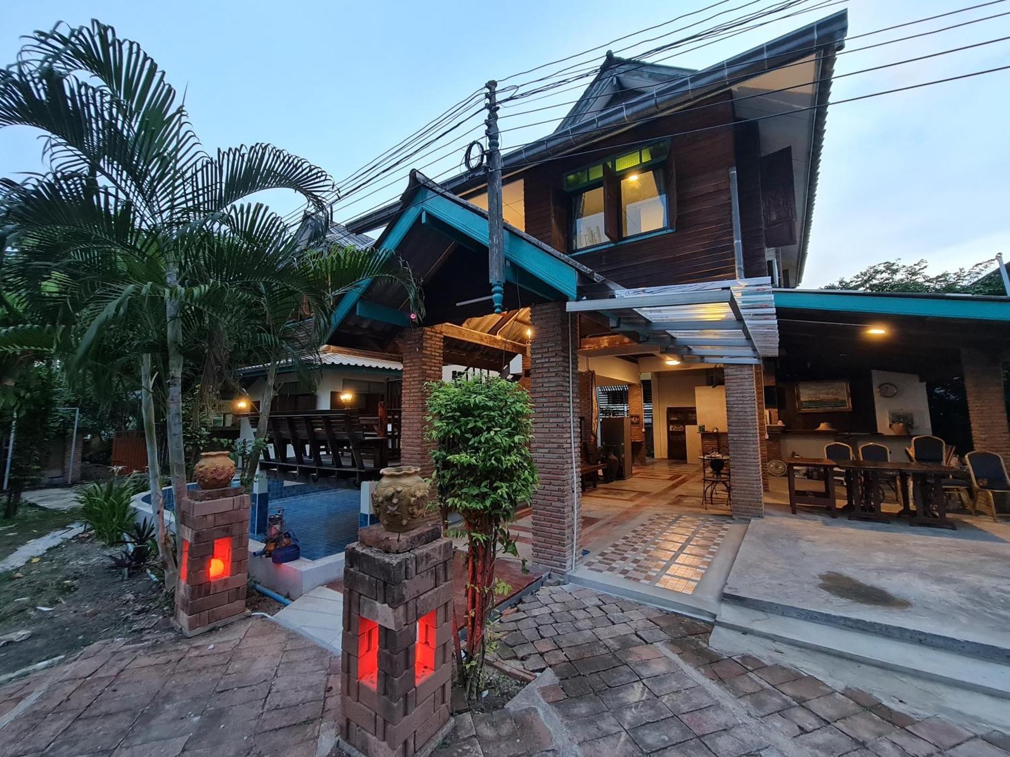 Апартаменты Tepbunthomhouse Ayutthaya Экстерьер фото