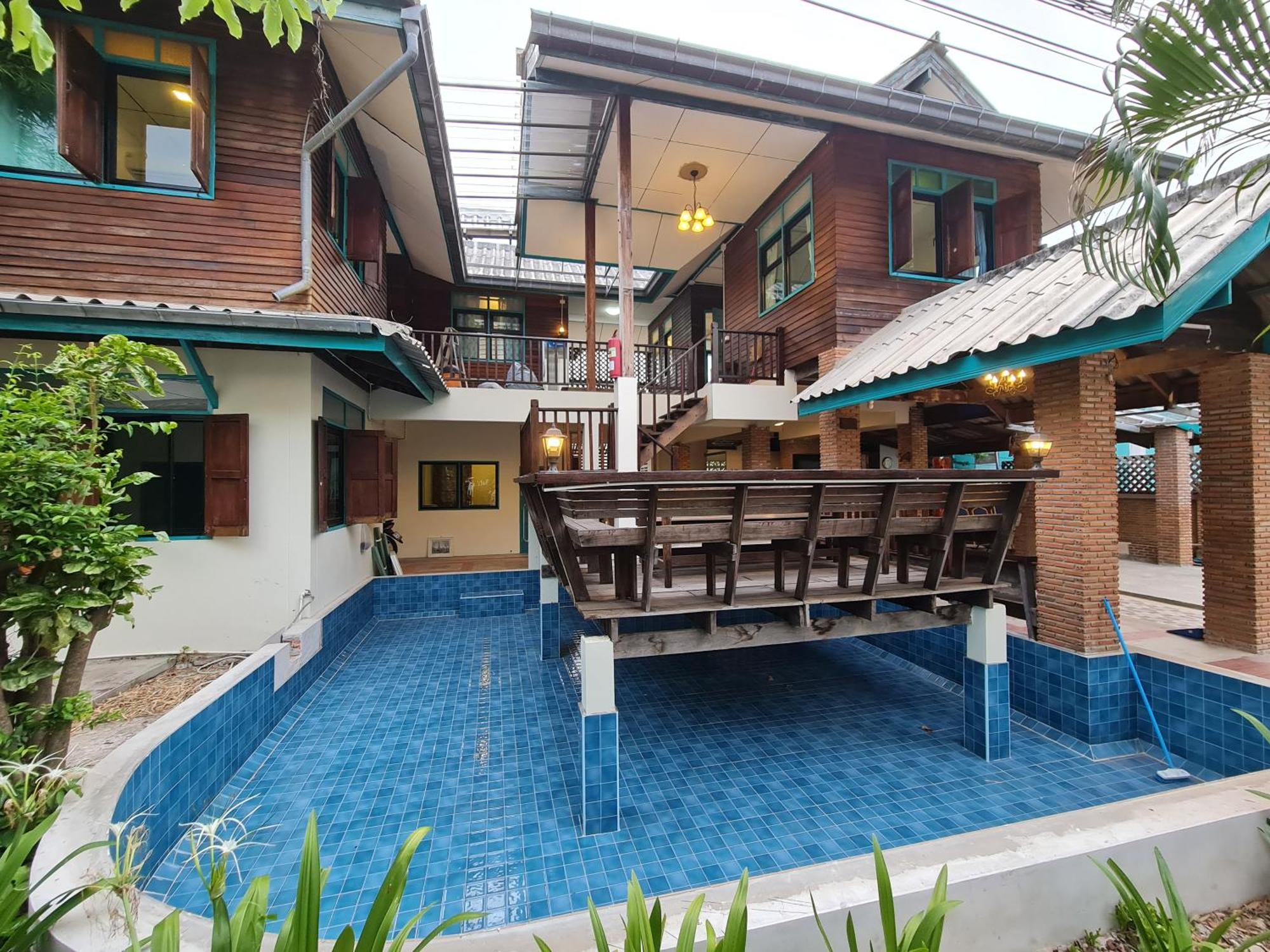 Апартаменты Tepbunthomhouse Ayutthaya Экстерьер фото
