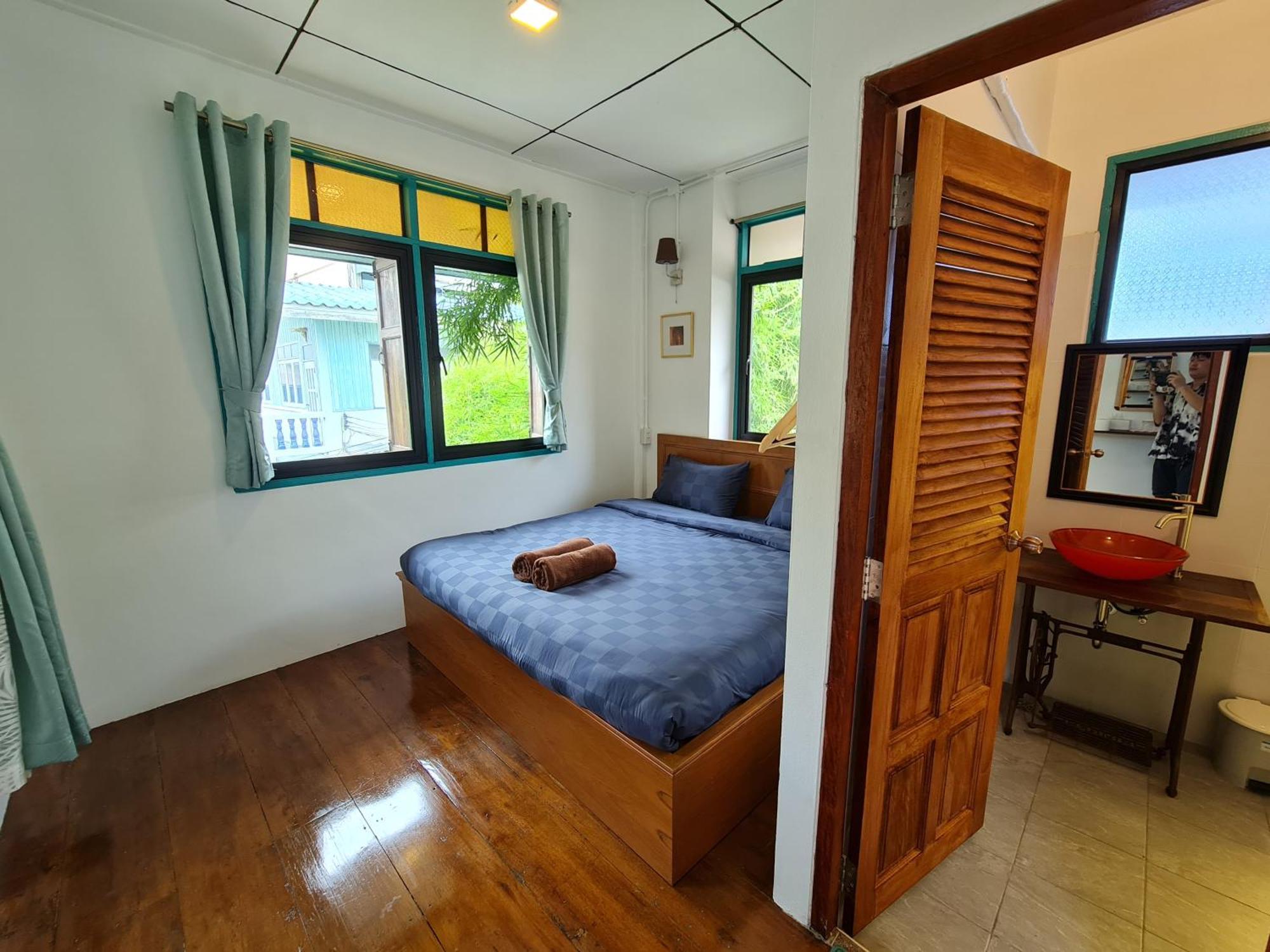 Апартаменты Tepbunthomhouse Ayutthaya Экстерьер фото