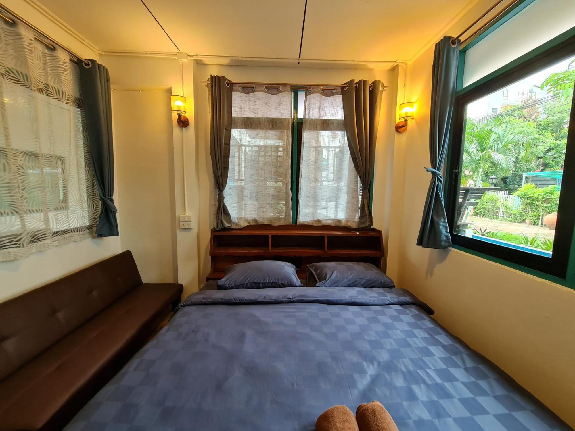 Апартаменты Tepbunthomhouse Ayutthaya Экстерьер фото