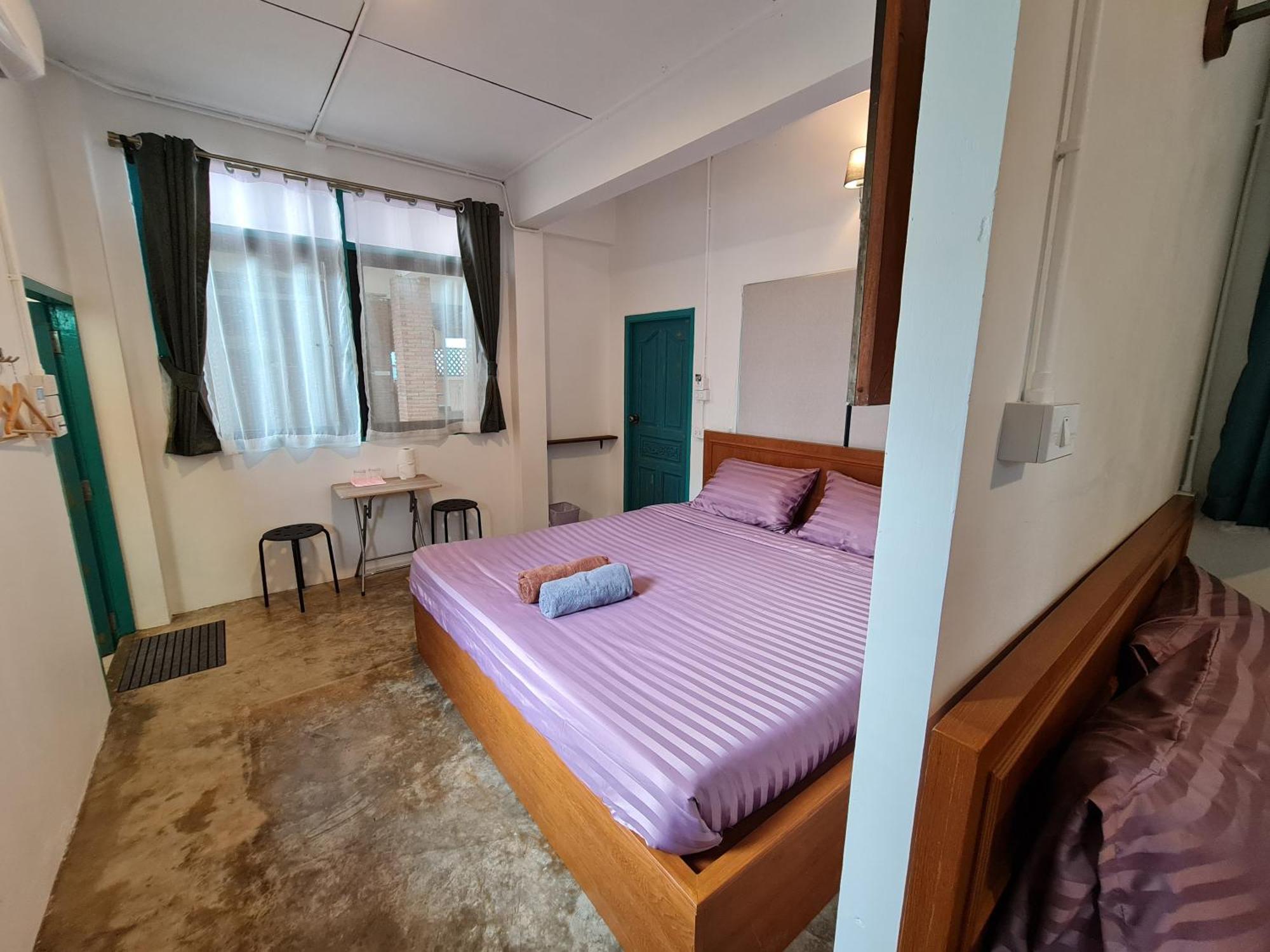 Апартаменты Tepbunthomhouse Ayutthaya Экстерьер фото