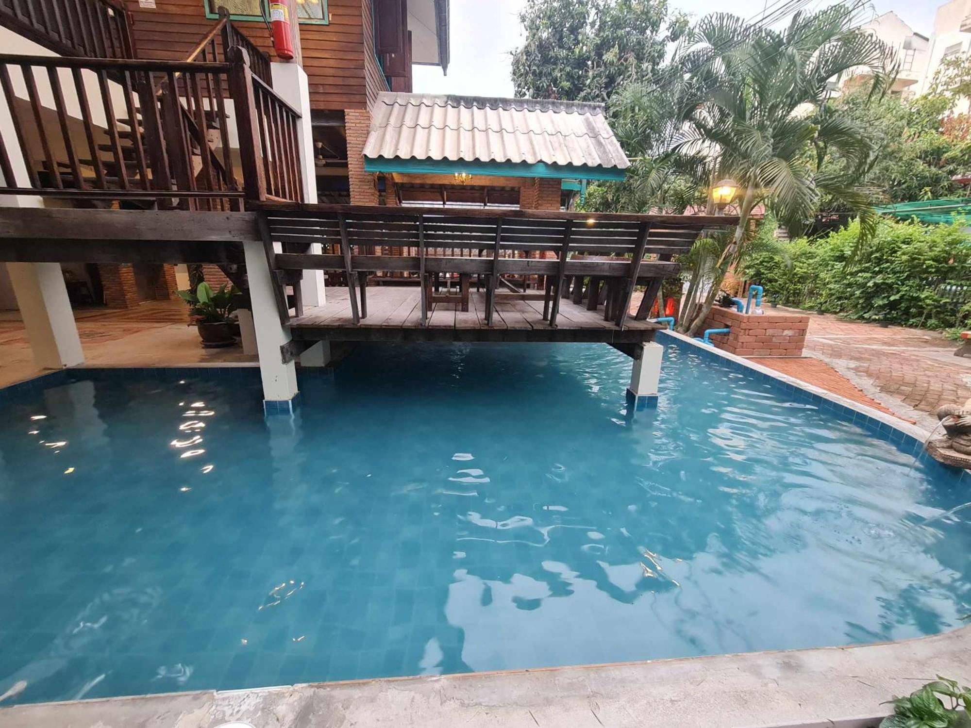 Апартаменты Tepbunthomhouse Ayutthaya Экстерьер фото